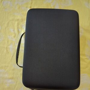 Virtual Reality Glasses Carrying Case